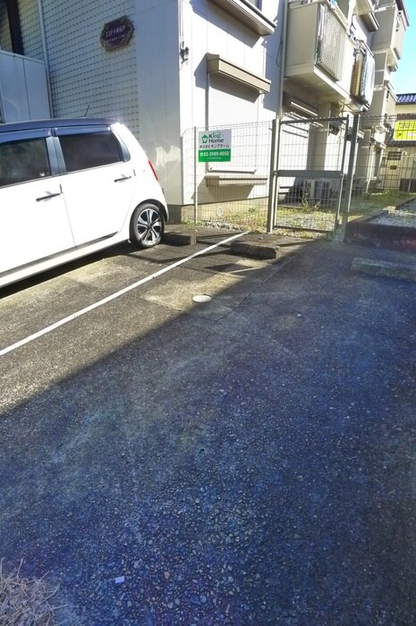 エステ－ト新松戸の物件外観写真