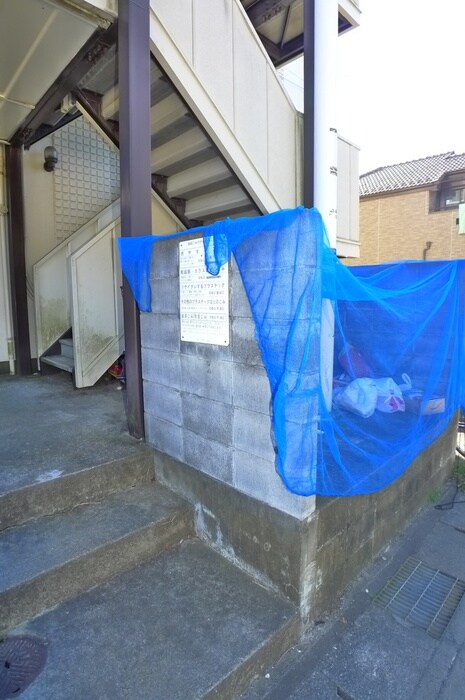 エステ－ト新松戸の物件外観写真