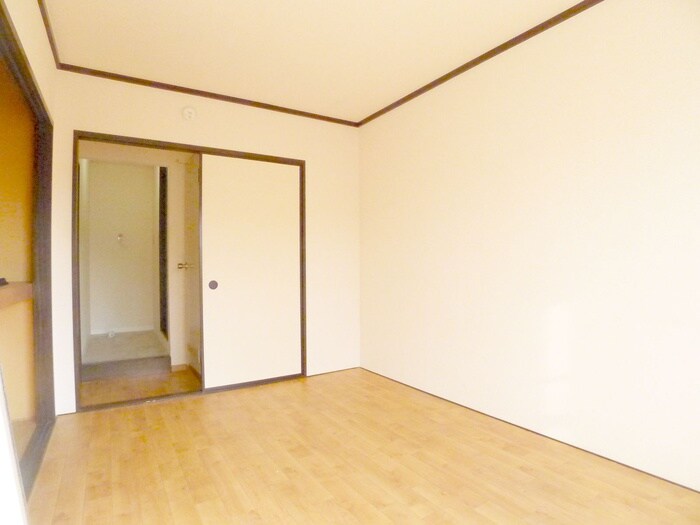 エステ－ト新松戸の物件内観写真