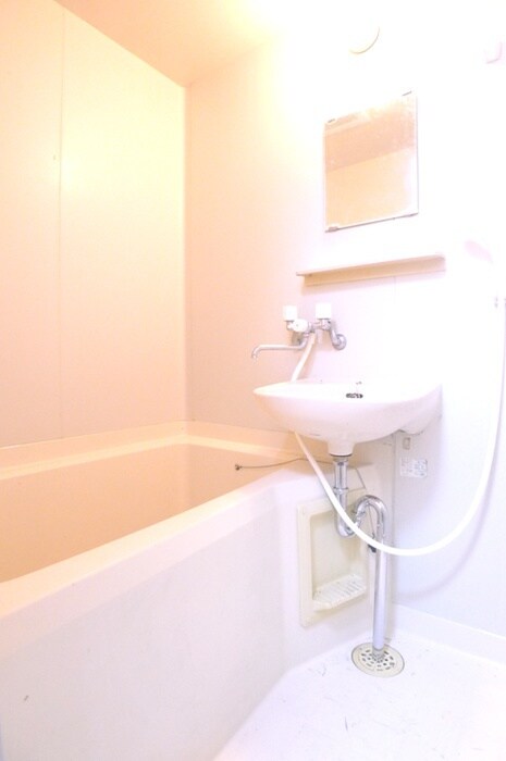 エステ－ト新松戸の物件内観写真