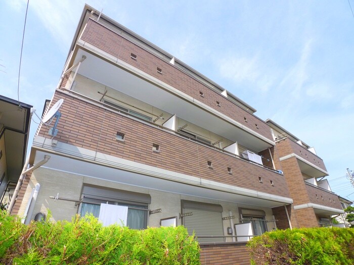 ユグランス北浦和の物件外観写真