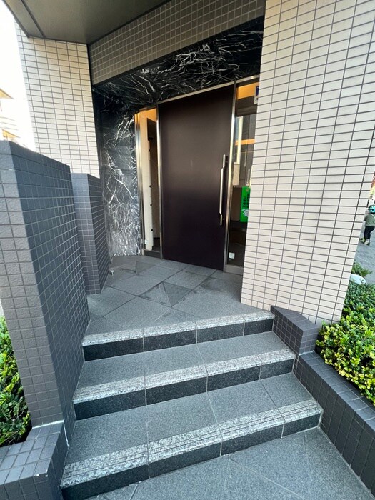 KDXレジデンス麻布仙台坂の物件外観写真