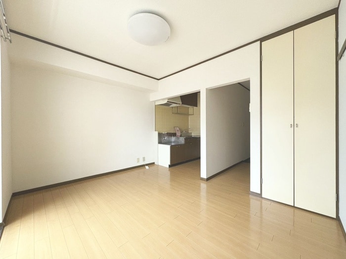 ＹＫハウス小仲台の物件内観写真