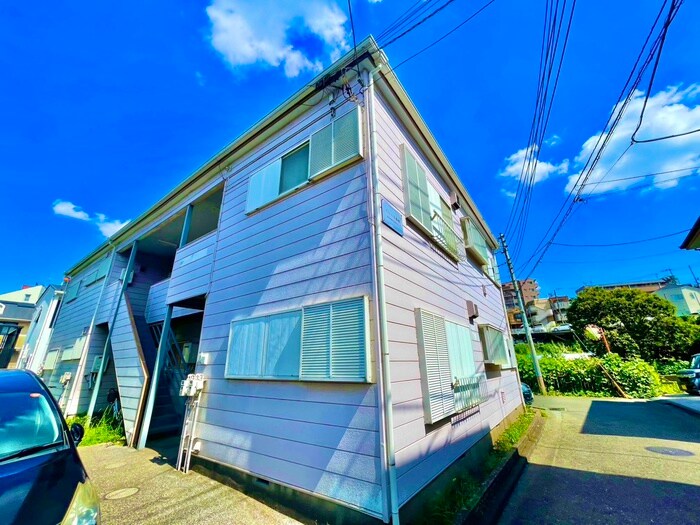 ベルソーネ篠崎の物件外観写真