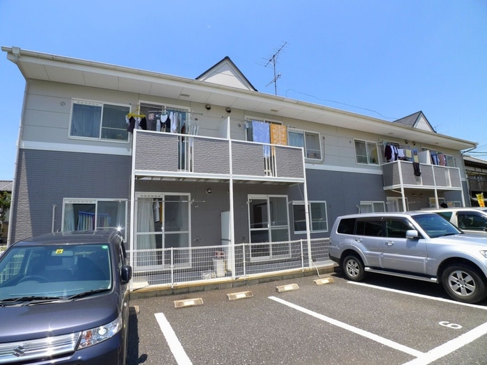 グランパティオの物件外観写真