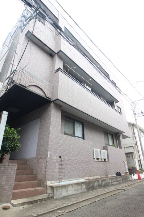 ｳｨｽﾃﾘｱﾊｲﾂの物件外観写真