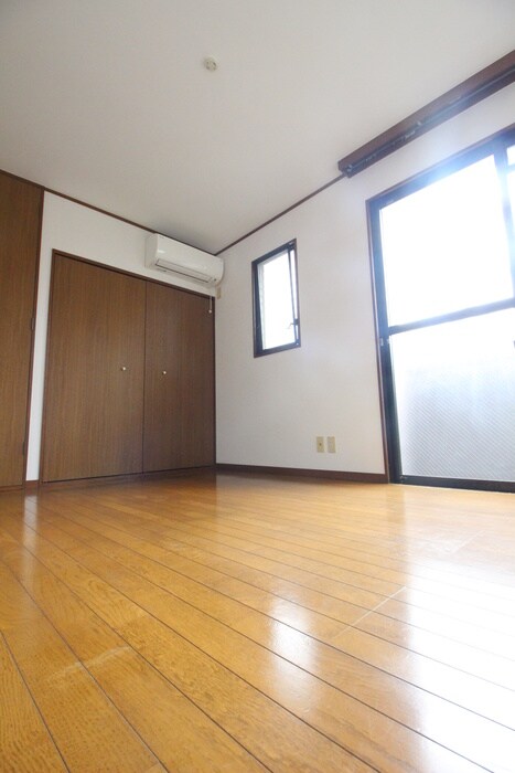 ｳｨｽﾃﾘｱﾊｲﾂの物件内観写真