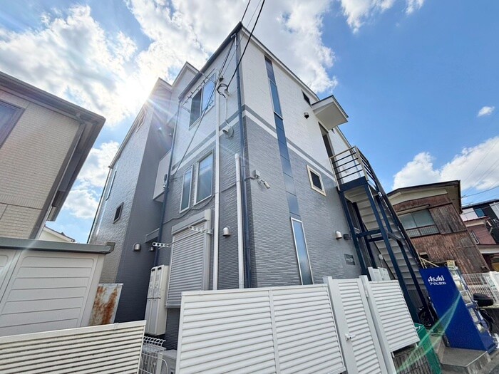 ラ・スペランツァ高田の物件外観写真