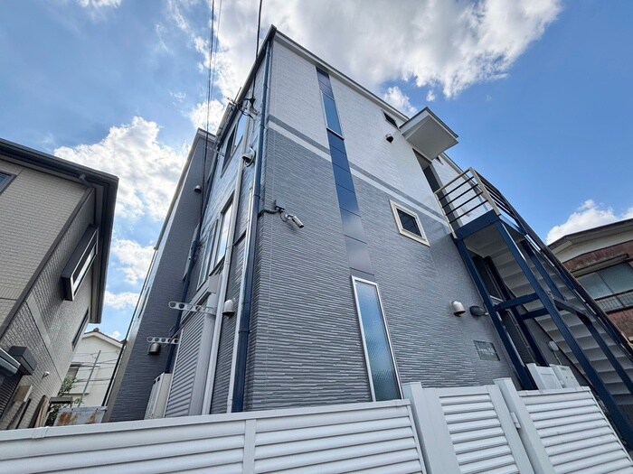 ラ・スペランツァ高田の物件外観写真