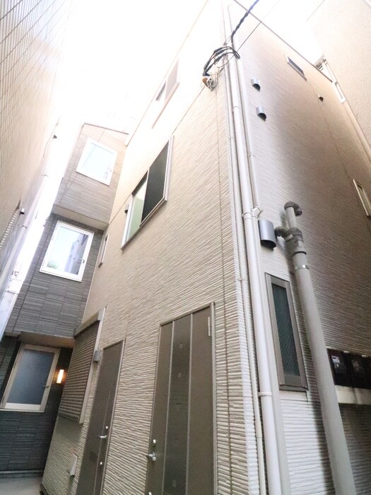 メゾン・ドヌール東麻布の物件外観写真