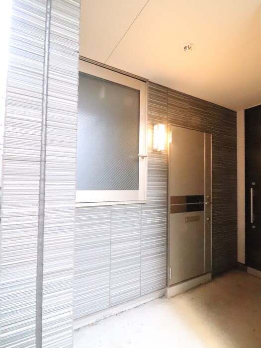 メゾン・ドヌール東麻布の物件外観写真