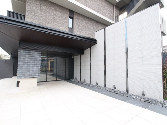 オープンブルーム二子の物件外観写真