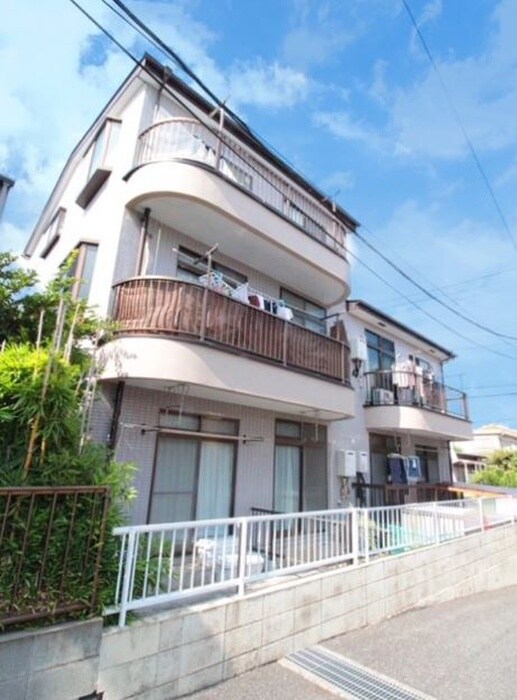 メゾン．クレールの物件外観写真