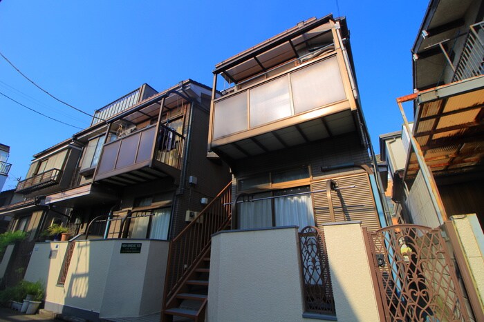 ハイブリッジの物件外観写真