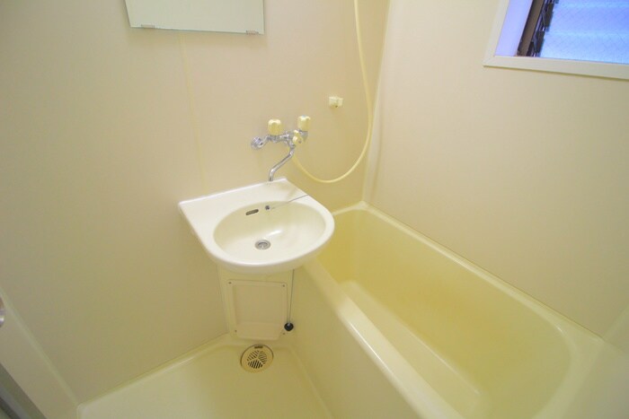 ハイブリッジの物件内観写真