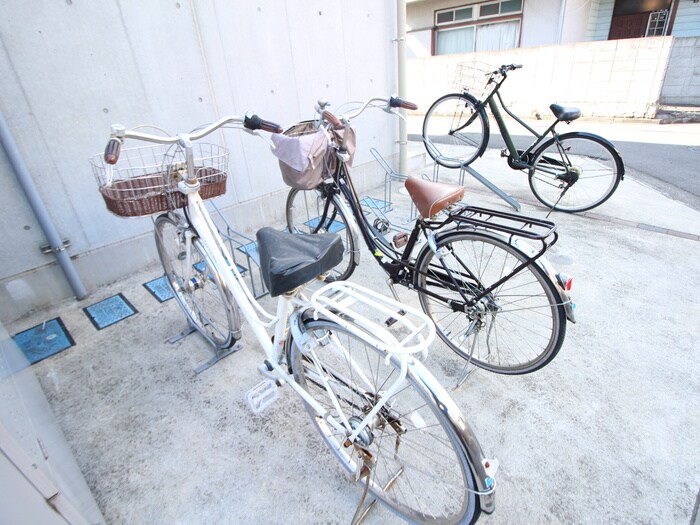 エスポワールEの物件外観写真