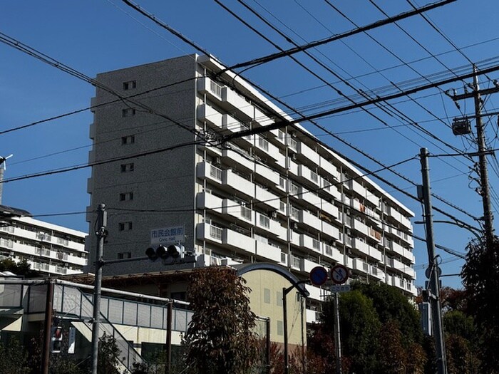 昭島つつじが丘ハイツ１２号棟の物件外観写真