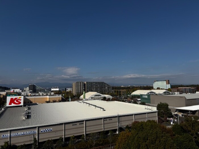 昭島つつじが丘ハイツ１２号棟の物件外観写真