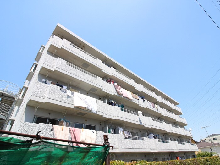 Bellevue参番館の物件外観写真