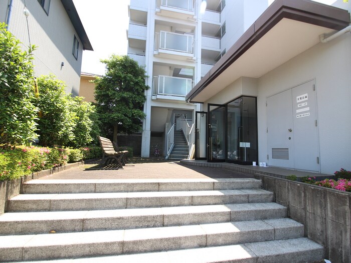 Bellevue参番館の物件外観写真