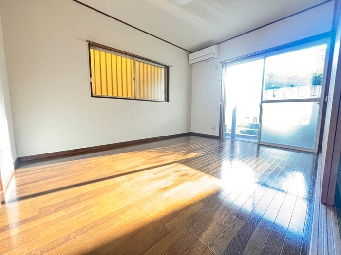 サンテラス国立南の物件内観写真