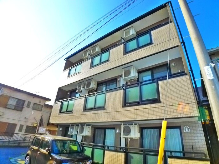 メゾンフォーの物件外観写真