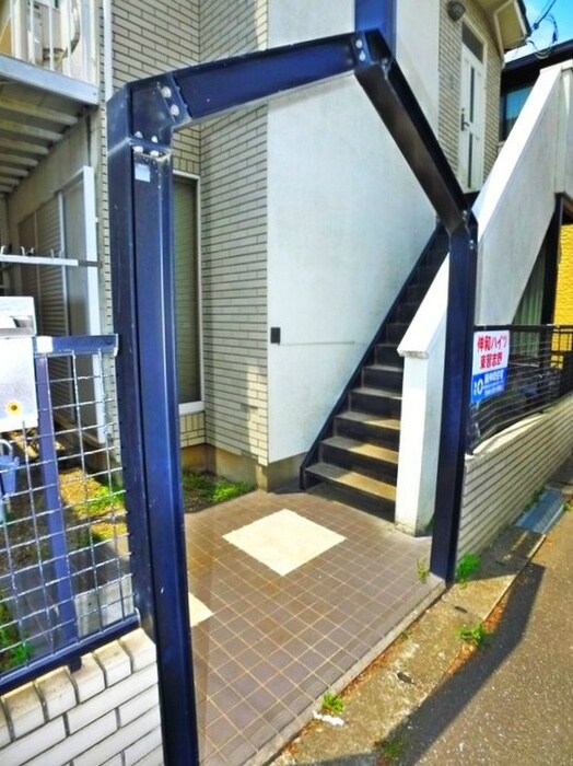 信和ハイツ東習志野の物件外観写真