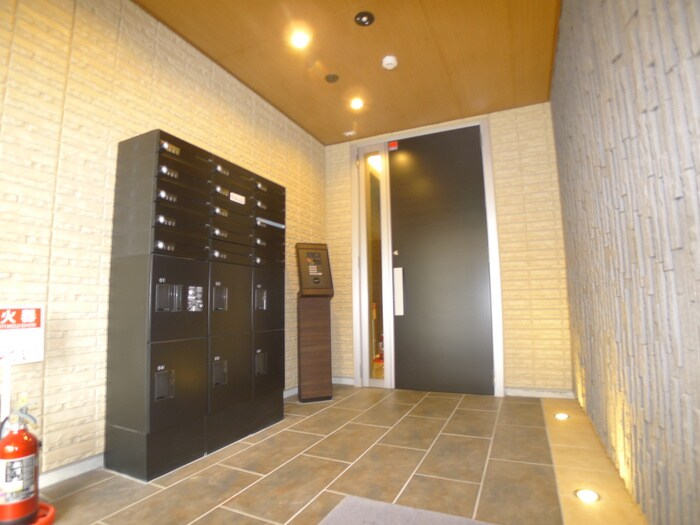 ラ・パートメントの物件外観写真