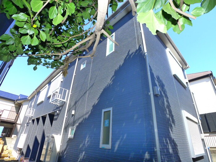 フォルクスの物件外観写真