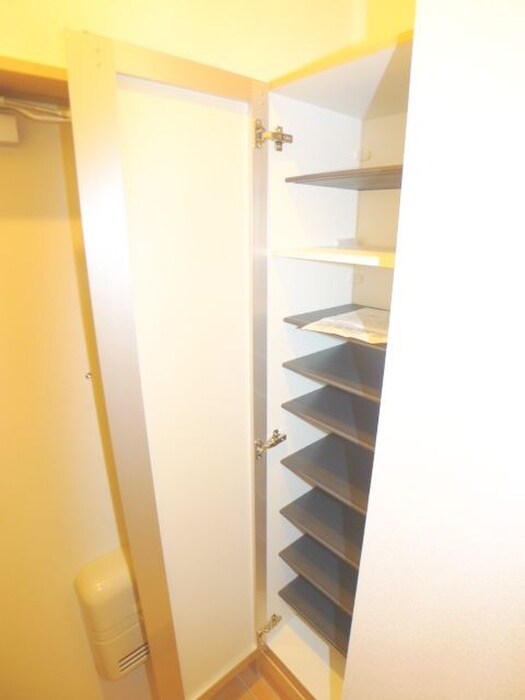 フォルクスの物件内観写真