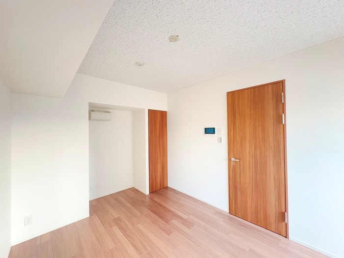 ｺﾝﾌｫﾘｱ･ﾘｳﾞ森下MUTIOの物件内観写真