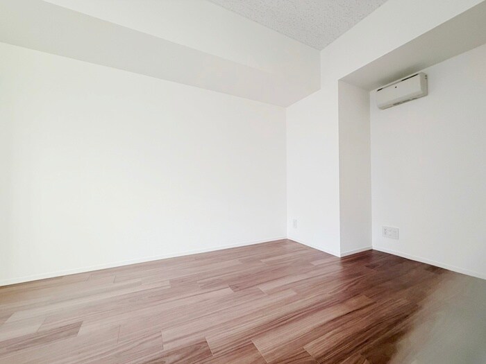 ｺﾝﾌｫﾘｱ･ﾘｳﾞ森下MUTIOの物件内観写真