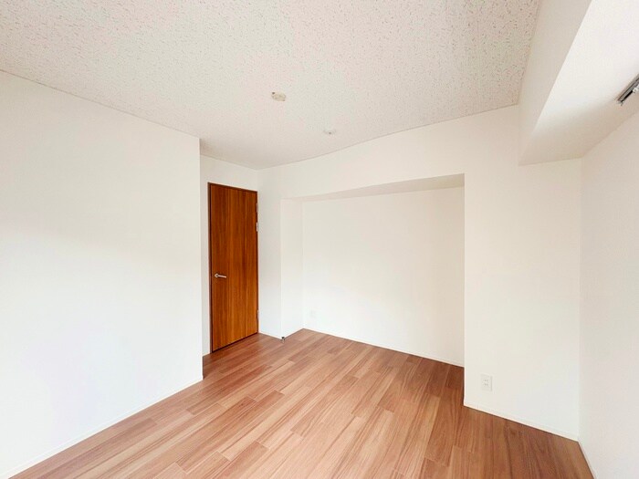 ｺﾝﾌｫﾘｱ･ﾘｳﾞ森下MUTIOの物件内観写真