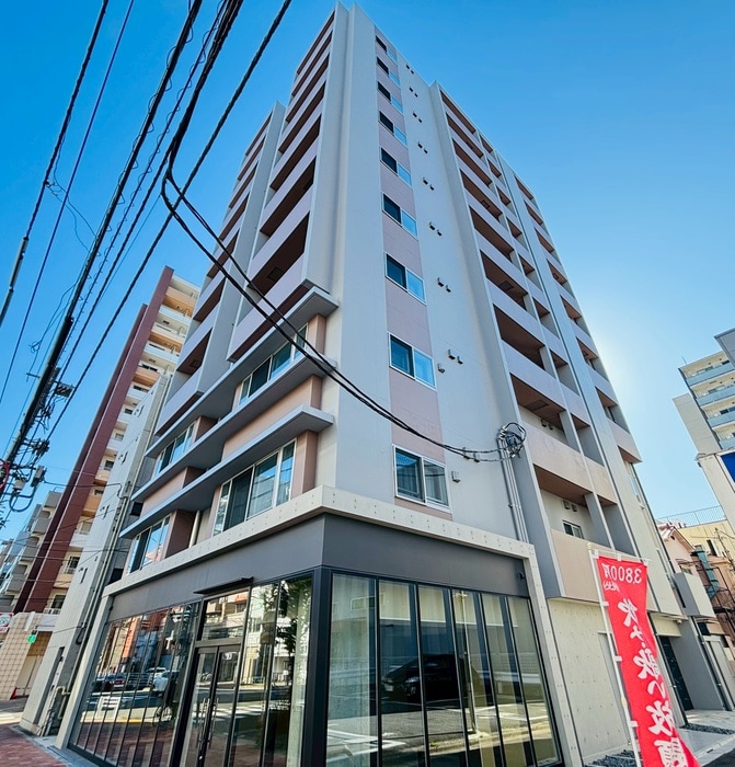 ｺﾝﾌｫﾘｱ･ﾘｳﾞ森下MUTIOの物件外観写真