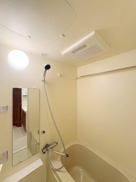 ｺﾝﾌｫﾘｱ･ﾘｳﾞ森下MUTIOの物件内観写真