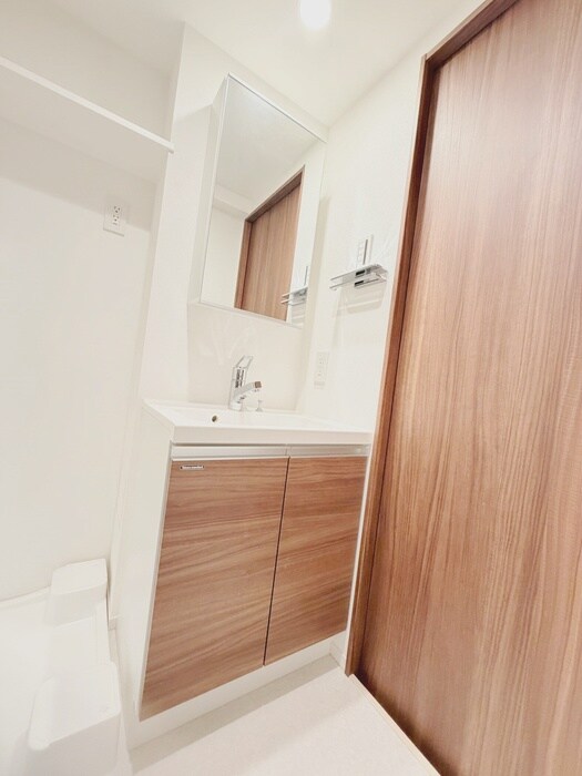 ｺﾝﾌｫﾘｱ･ﾘｳﾞ森下MUTIOの物件内観写真