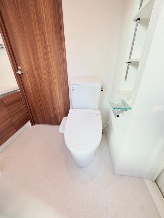 ｺﾝﾌｫﾘｱ･ﾘｳﾞ森下MUTIOの物件内観写真