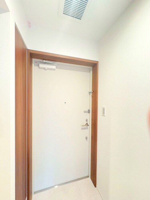 ｺﾝﾌｫﾘｱ･ﾘｳﾞ森下MUTIOの物件内観写真