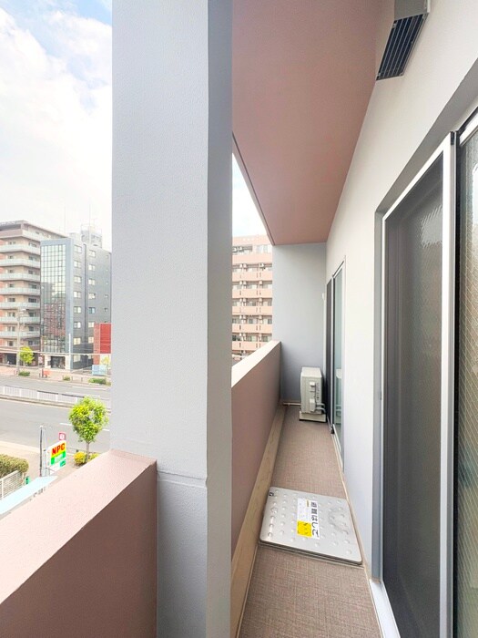 ｺﾝﾌｫﾘｱ･ﾘｳﾞ森下MUTIOの物件内観写真