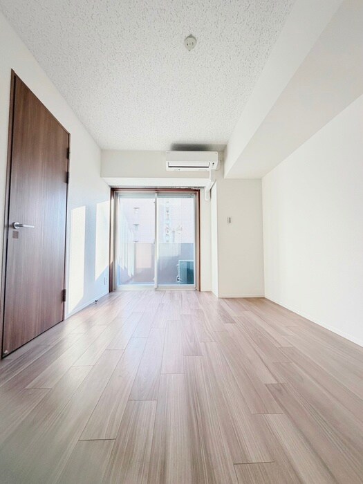 ｺﾝﾌｫﾘｱ･ﾘｳﾞ森下MUTIOの物件内観写真