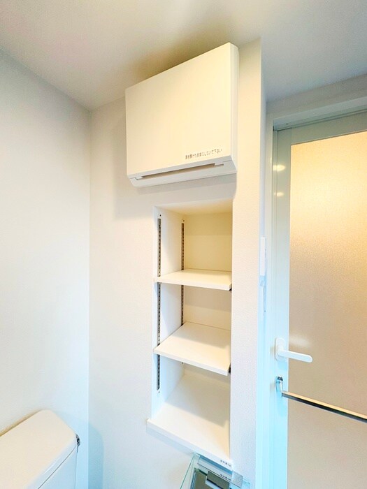 ｺﾝﾌｫﾘｱ･ﾘｳﾞ森下MUTIOの物件内観写真