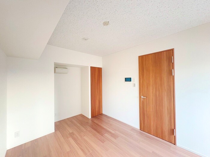 ｺﾝﾌｫﾘｱ･ﾘｳﾞ森下MUTIOの物件内観写真