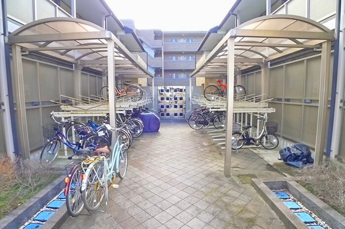 ザ・ロイヤルⅢの物件外観写真