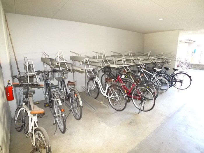 ラクラス木場公園の物件外観写真