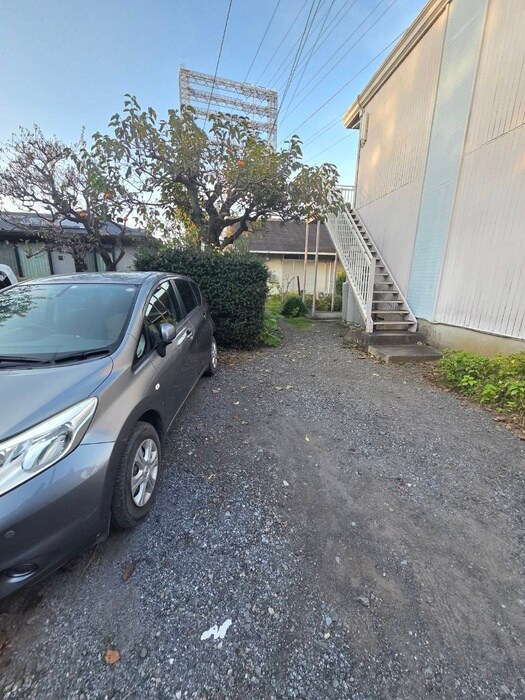 ファミ－ル座間の物件外観写真