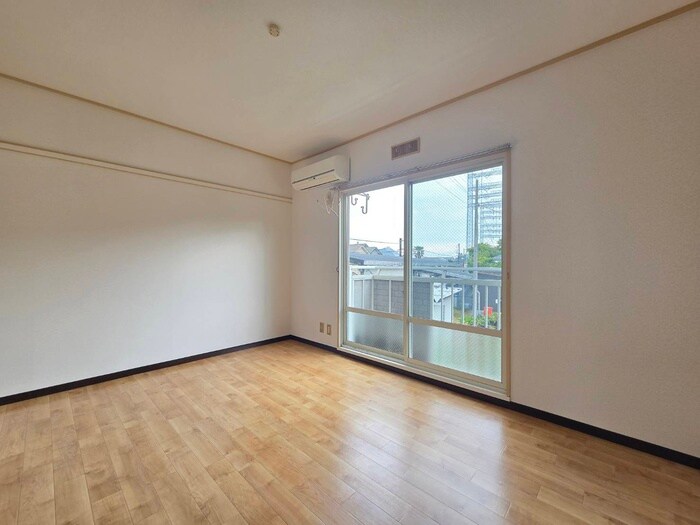 ファミ－ル座間の物件内観写真