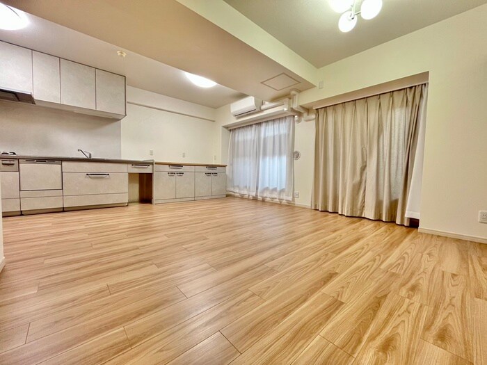 ﾗｲｵﾝｽﾞｽﾃｰｼｮﾝﾌﾟﾗｻﾞ千歳烏山(203)の物件内観写真