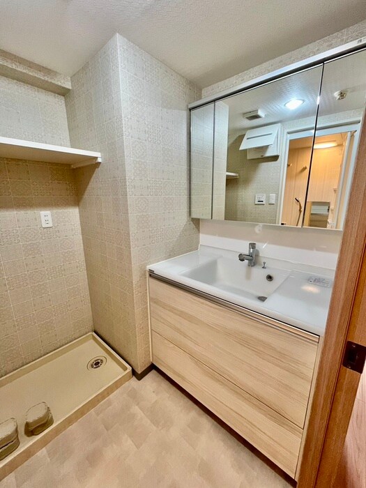 ﾗｲｵﾝｽﾞｽﾃｰｼｮﾝﾌﾟﾗｻﾞ千歳烏山(203)の物件内観写真