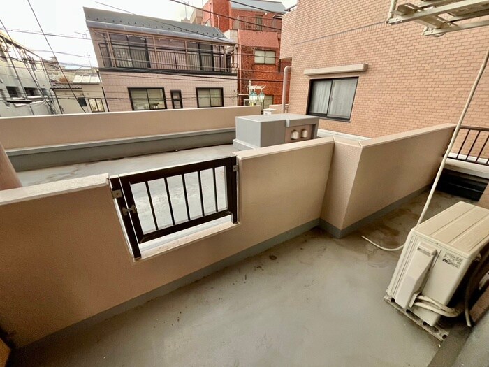 ﾗｲｵﾝｽﾞｽﾃｰｼｮﾝﾌﾟﾗｻﾞ千歳烏山(203)の物件内観写真