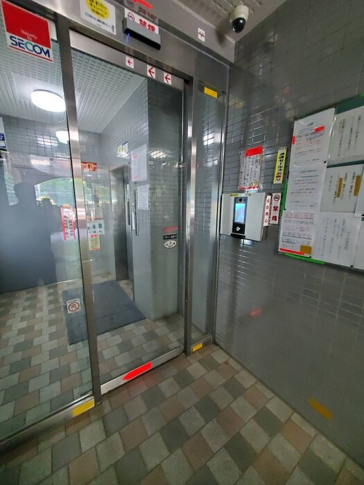 マンションカンギンの物件外観写真